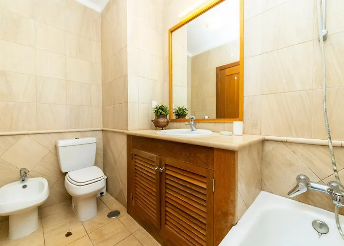 A47 - Amparo In Apartment